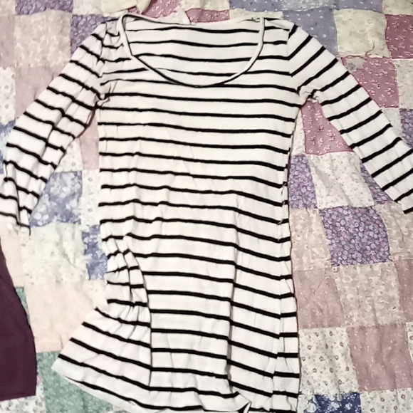 Shirts - Picture 4 of 5